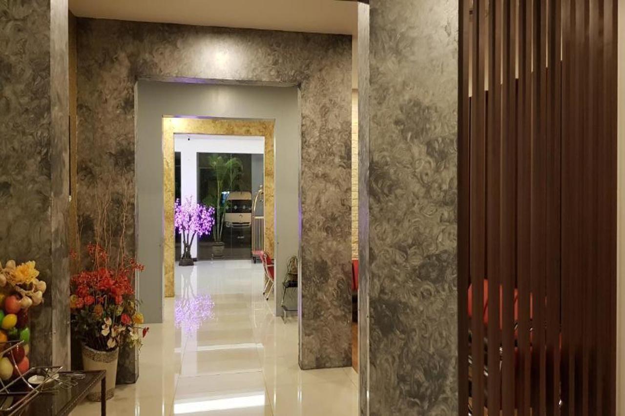Dehome Boutique 3*