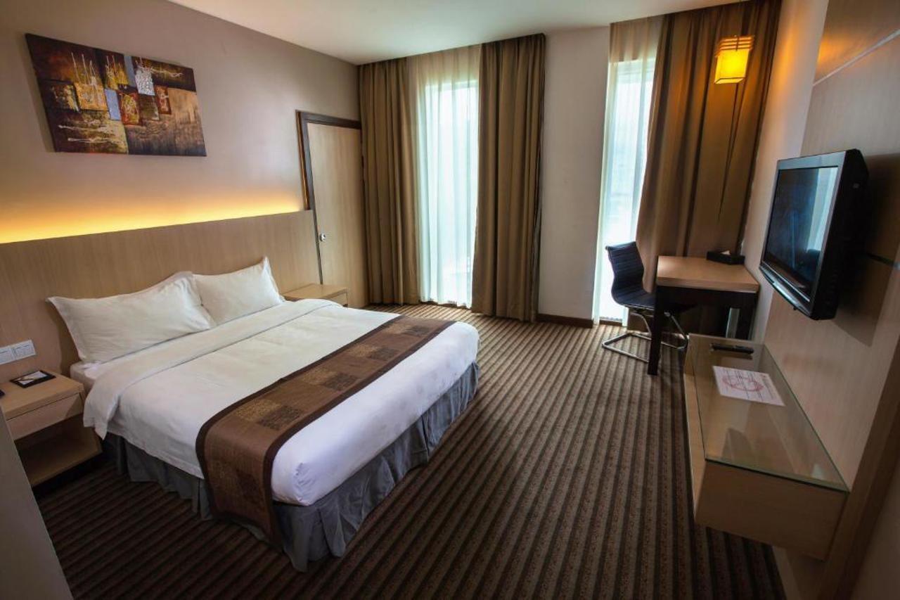 Dehome Boutique 3* Kuching