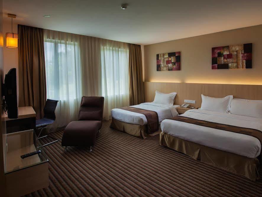 Hotel Dehome Boutique Kuching
